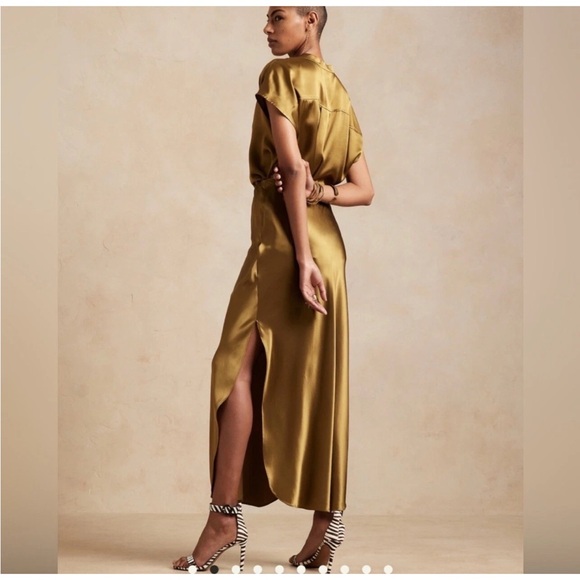 100% silk banana republic Maxi skirt - Picture 2 of 7